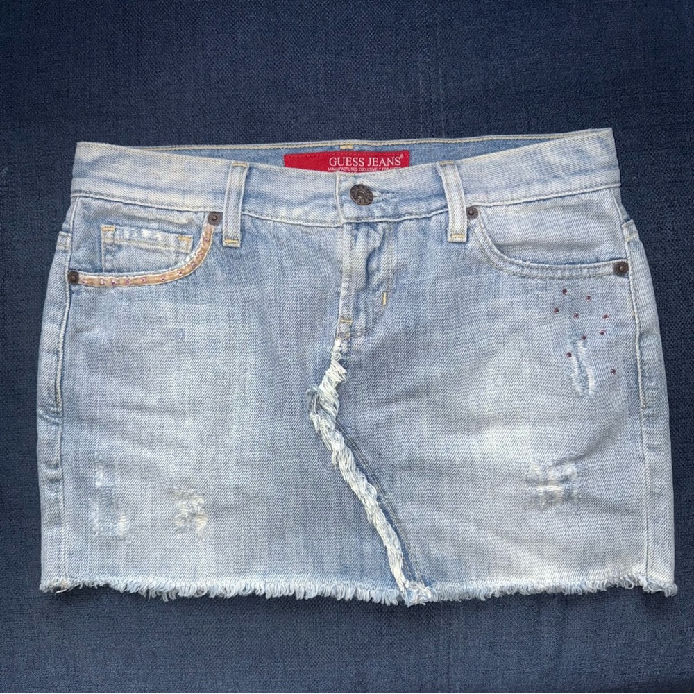 Vintage Y2K  Guess Women's light Blue Denim mini Skirt size 24